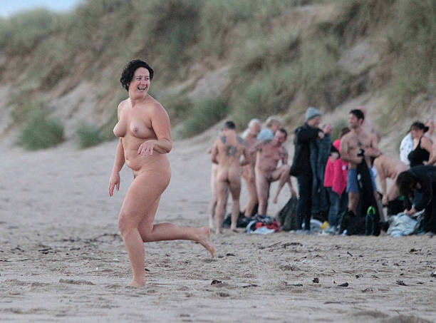 Construindo Laços e Celebrando a Natureza: A Comunidade Naturista no Brasil