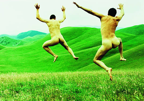 Explorando os Ricos Benefícios do Naturismo para Corpo e Mente